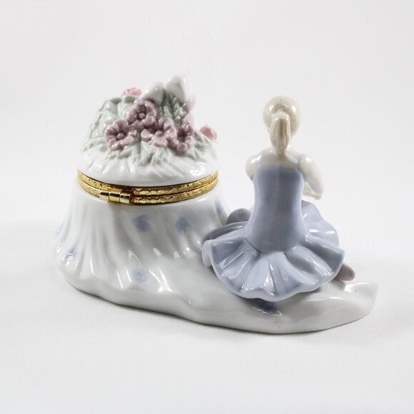 Ballerina Jewelry/Keepsake Box Figurine - Picture 2 of 6